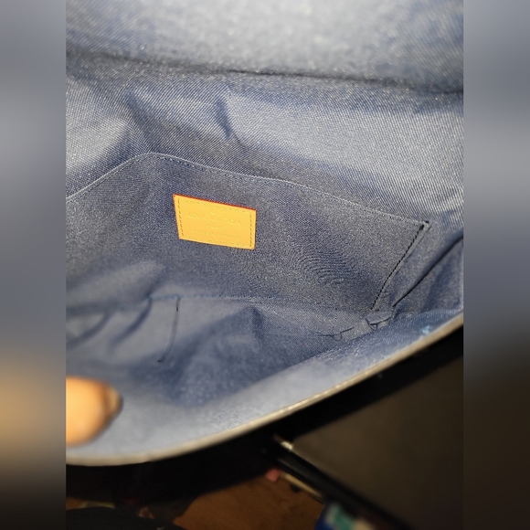 LOUIS VUITTON RAFFLE 4 WINNERS❤️ - Picture 7 of 11